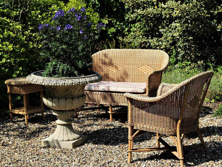 Meubles de jardin en rotin. Meubles de jardin en rotin.