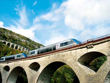 Ligne des Hirondelles dans le Jura © CRT Franche Comté