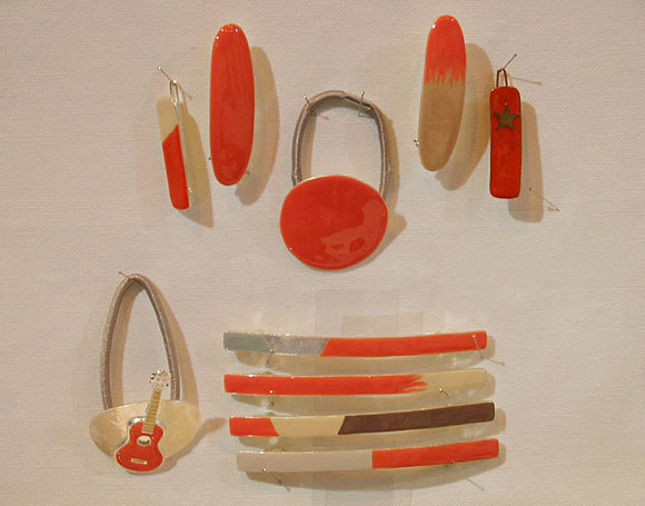TENDANCE CLÉ de l'été 2015 - Les barrettes colorées TENDANCE CLÉ de l'été 2015 - Les barrettes colorées