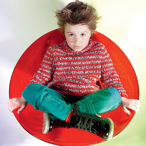 Zoom modèle gratuit : pull pour enfant rayé chiné à tricoter