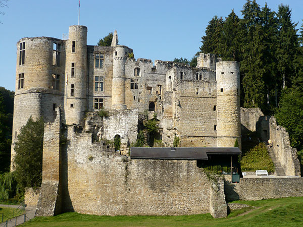Le château moyenâgeux de Beaufort perdu en pleine nature. (R.L.H.) Le château moyenâgeux de Beaufort perdu en pleine nature. (R.L.H.)