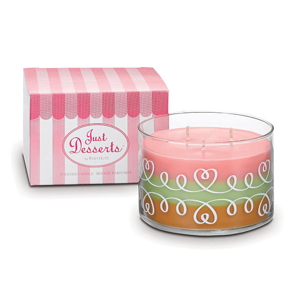 Idée cadeau de Noël Les COULEURS n° 12 - Bougie gourmande "Just Dessert" by PartyLite Idée cadeau de Noël Les COULEURS n° 12 - Bougie gourmande "Just Dessert" by PartyLite