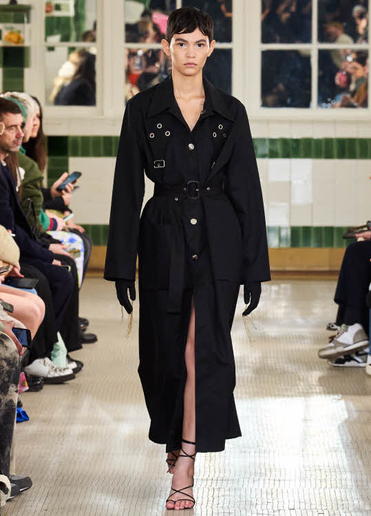 Victoria THOMAS - Collection automne-hiver 2023-2024. Victoria THOMAS - Collection automne-hiver 2023-2024.