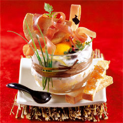 Œuf cocotte au jambon cru et au foie gras façon Compagnons du goût Œuf cocotte au jambon cru et au foie gras façon Compagnons du goût