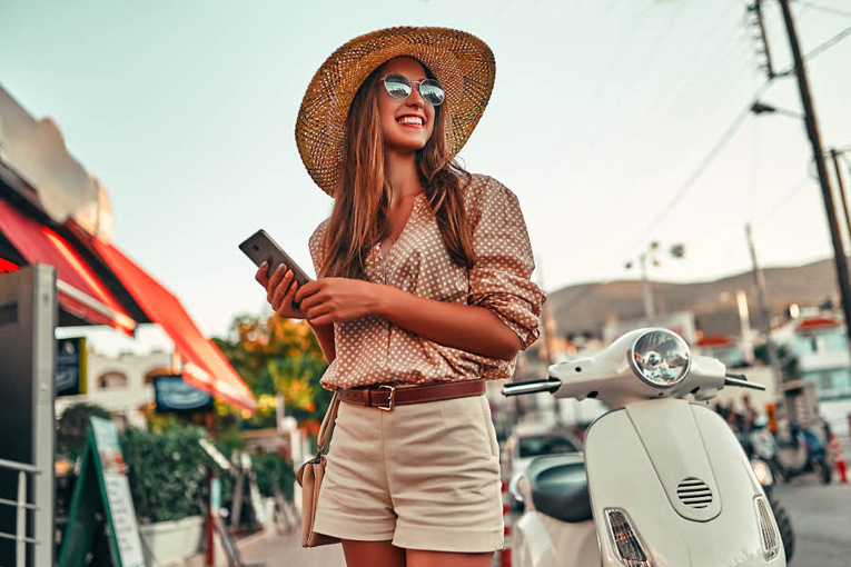 Accessoires pour le voyage / Valerii Apetroaiei©/AdobeStock. Accessoires pour le voyage / Valerii Apetroaiei©/AdobeStock.