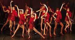 Dancing Queens de Darren Ashton Dancing Queens de Darren Ashton
