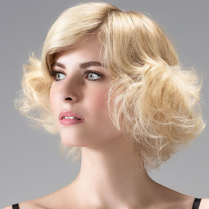 Coiffure cheveux mi-longs - INTERMÈDE - Tendances automne-hiver 2015-2016