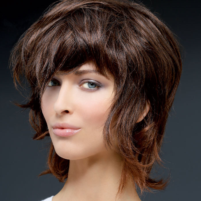 Coiffure cheveux mi-longs - BIGUINE Paris - Tendances automne-hiver 2015-2016