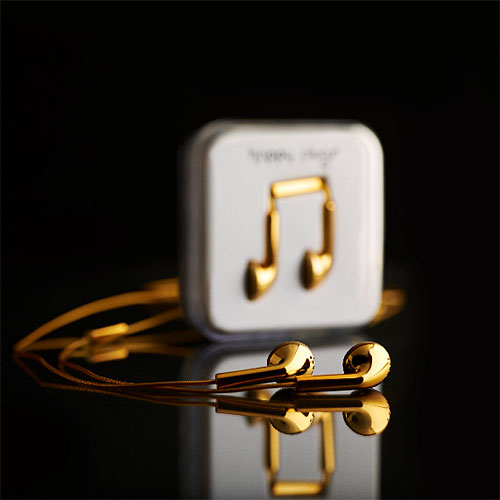 Écouteurs et câble USB Happy Plugs Écouteurs et câble USB Happy Plugs
