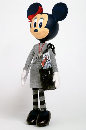 Minnie (©Disney)  par Zoé Tee's pour PRÊT À PORTER PARIS® 2008 Minnie (©Disney)  par Zoé Tee's pour PRÊT À PORTER PARIS® 2008