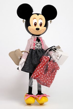 Minnie (©Disney)  par Tara Jarmon pour PRÊT À PORTER PARIS® 2008