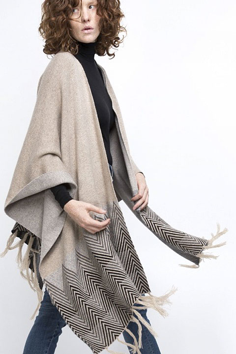 Poncho DEBY DEBO Poncho DEBY DEBO