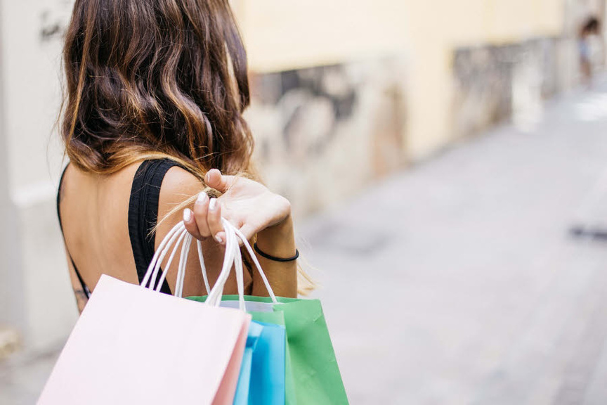 Shopping mode : robes de cérémonie.