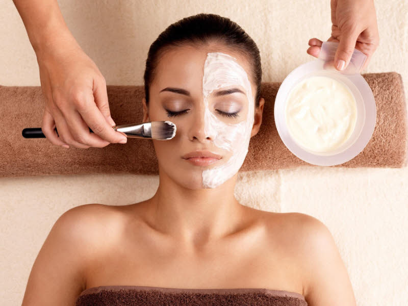 Soins en institut de beauté. Soins en institut de beauté.