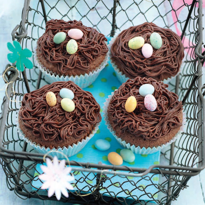 Zoom RECETTE Spéciale Pâques : cupcakes nids au chocolat