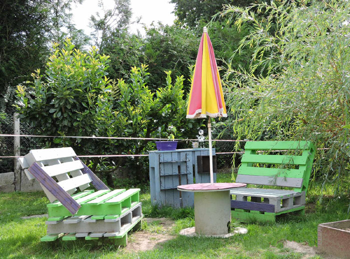 Les meubles de jardin fabriqués avec des palettes par Flavie (D.R.) Les meubles de jardin fabriqués avec des palettes par Flavie (D.R.)