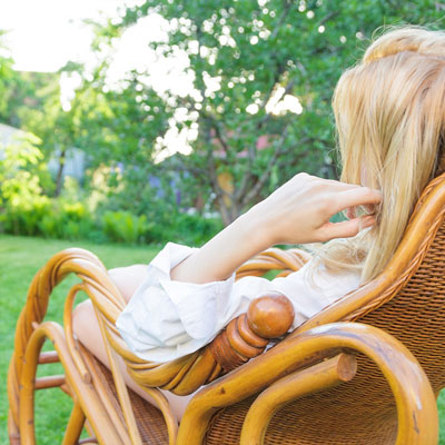 Comment créer un espace cocooning dans le jardin ?