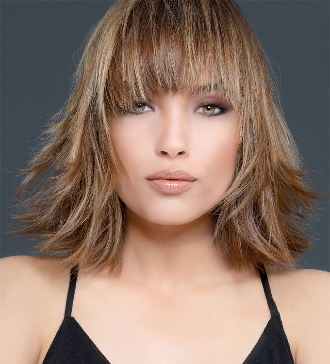 Coiffure cheveux raides, courts et mi-longs - BIGUINE Paris - automne-hiver 2016-2017. Coiffure cheveux raides, courts et mi-longs - BIGUINE Paris - automne-hiver 2016-2017.