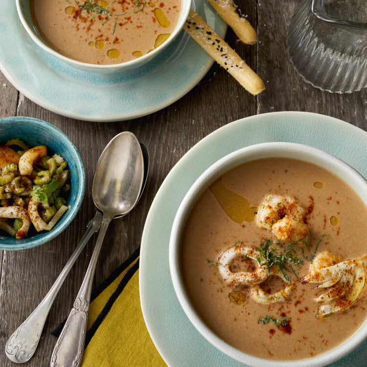 Recette du chef Chef Eric Reithler : soupe de rouget aux crevettes et encornets.