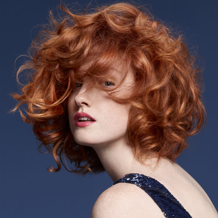 Coiffure cheveux mi-longs Camille ALBANE - Printemps-été 2018.