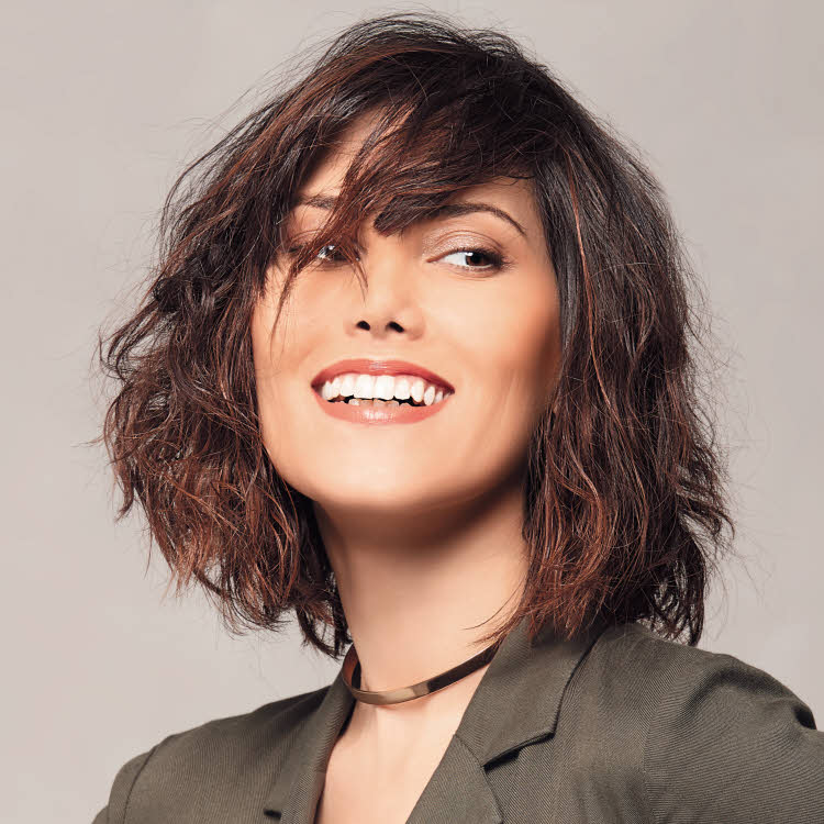 50 nouvelles idées de carrés milongs et coiffures pour cheveux mi