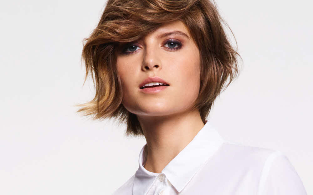 Coupe et coiffure cheveux mi-longs Camille ALBANE - Printemps-été 2019.