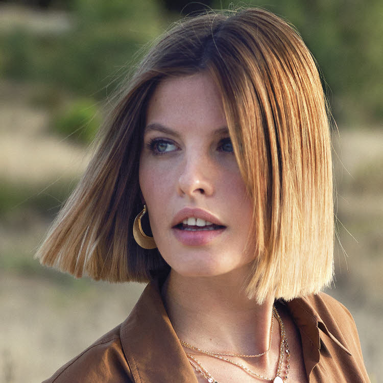 Coupe et coiffure cheveux mi-longs SAINT ALGUE - Printemps-été 2019.