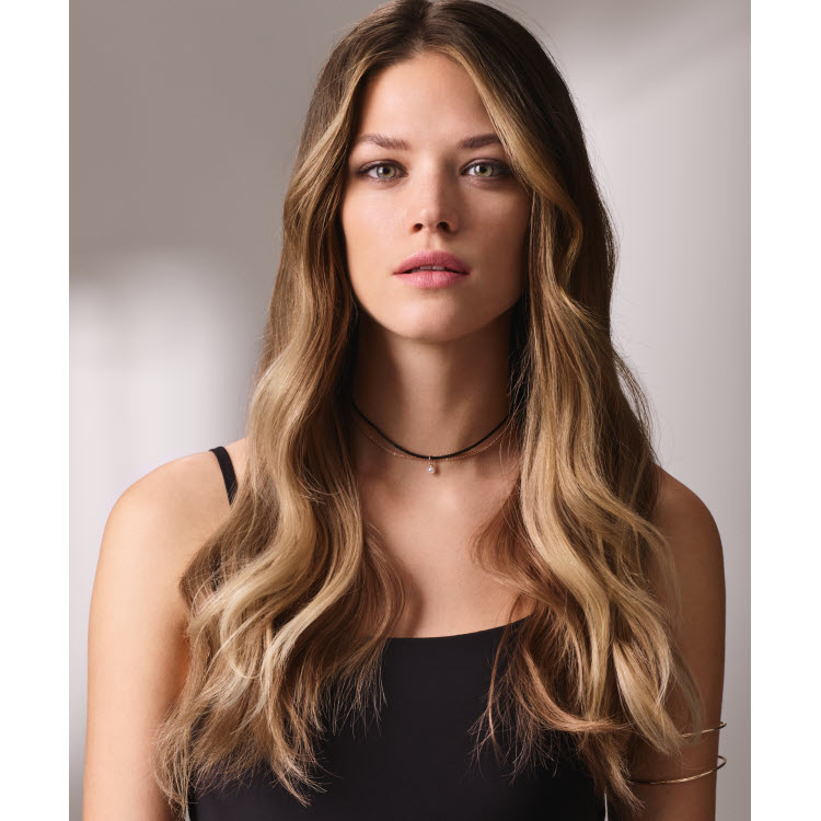 Coupe et coiffure cheveux longs DESSANGE Paris - Printemps-été 2019.