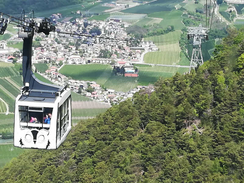 Panorama depuis une télécabine au départ de Lagundo © ABCfeminin.com.