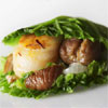 Noix de Saint-Jacques et châtaignes en coquille de choux Noix de Saint-Jacques et châtaignes en coquille de choux