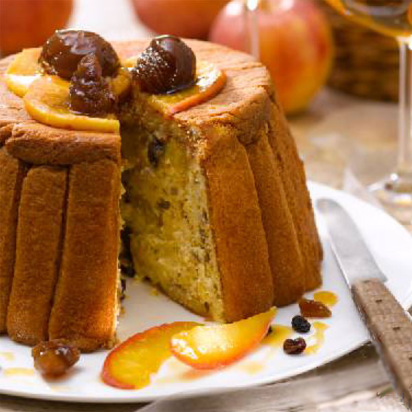 Zoom Charlotte aux pommes, châtaignes et fruits secs