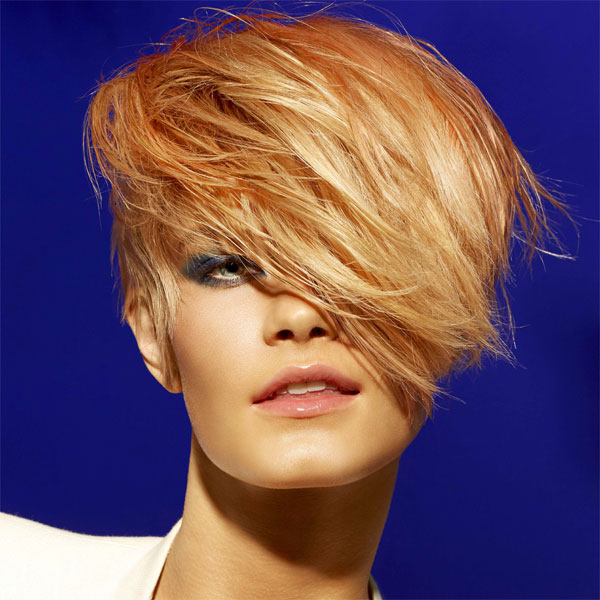 Coupe et coiffure cheveux courts et raides VOG - printemps-été 2014 Coupe et coiffure cheveux courts et raides VOG - printemps-été 2014