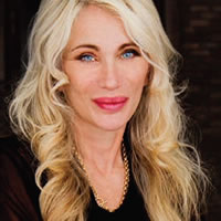 Yoana BARASCHI Yoana BARASCHI