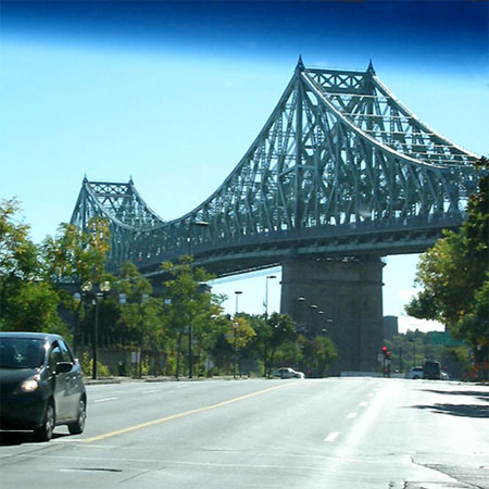 Le pont Jacques Cartier qui relie la pointe est de l'île principale de Montréal à l'île Sainte-Hélène (D.R.)
