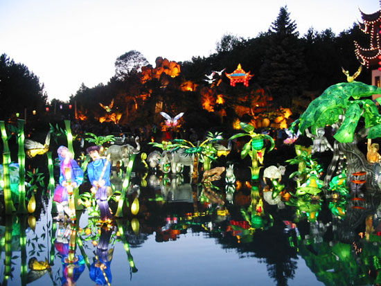 Mise en lumière dans les Jardins japonais et de Chine à Montréal (D.R.) Mise en lumière dans les Jardins japonais et de Chine à Montréal (D.R.)
