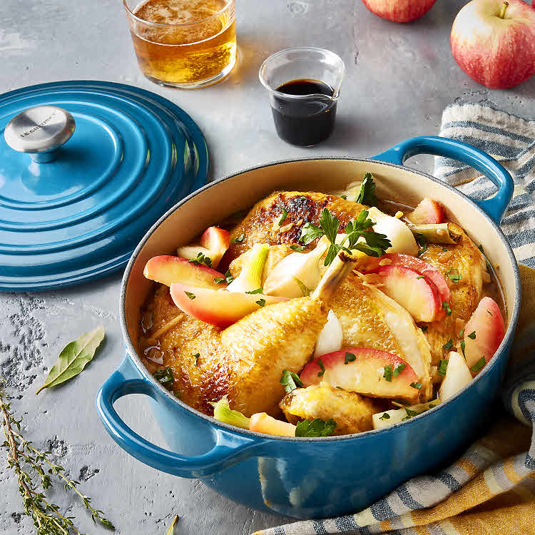 Recette de cocotte de volaille aux pommes, cidre et sauce soja