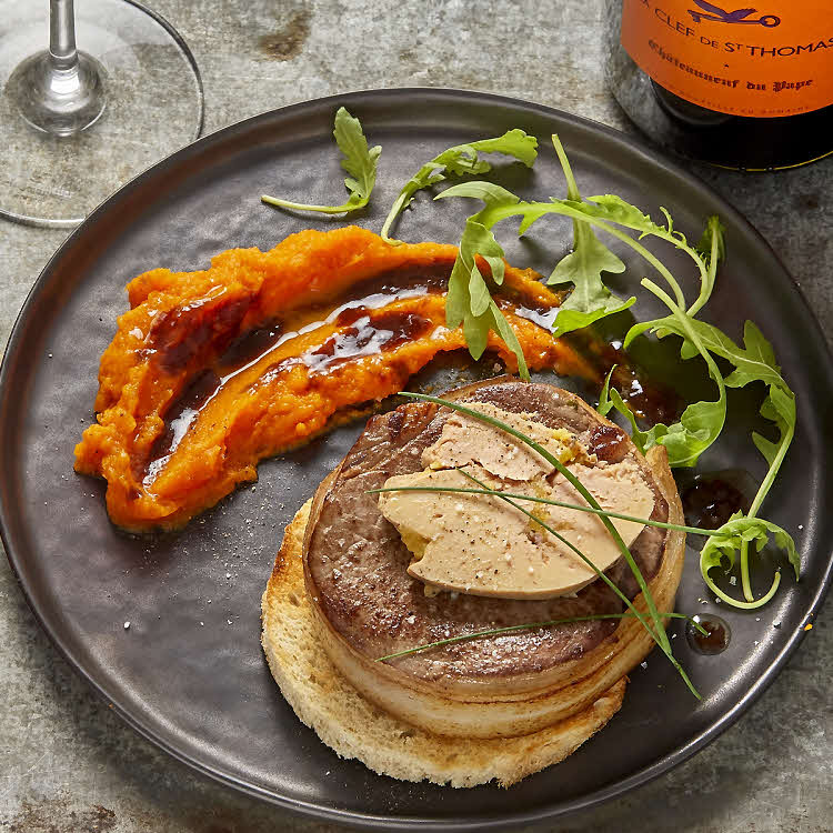 Tournedos façon rossini, purée de patates douces Tournedos façon rossini, purée de patates douces