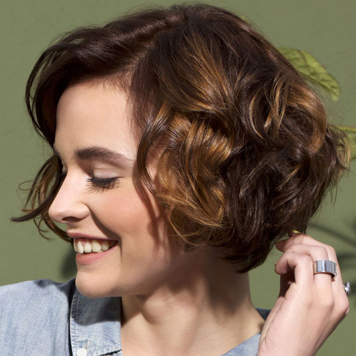 Coiffure cheveux mi-longs - COIFF & Co - tendances Printemps-été 2016