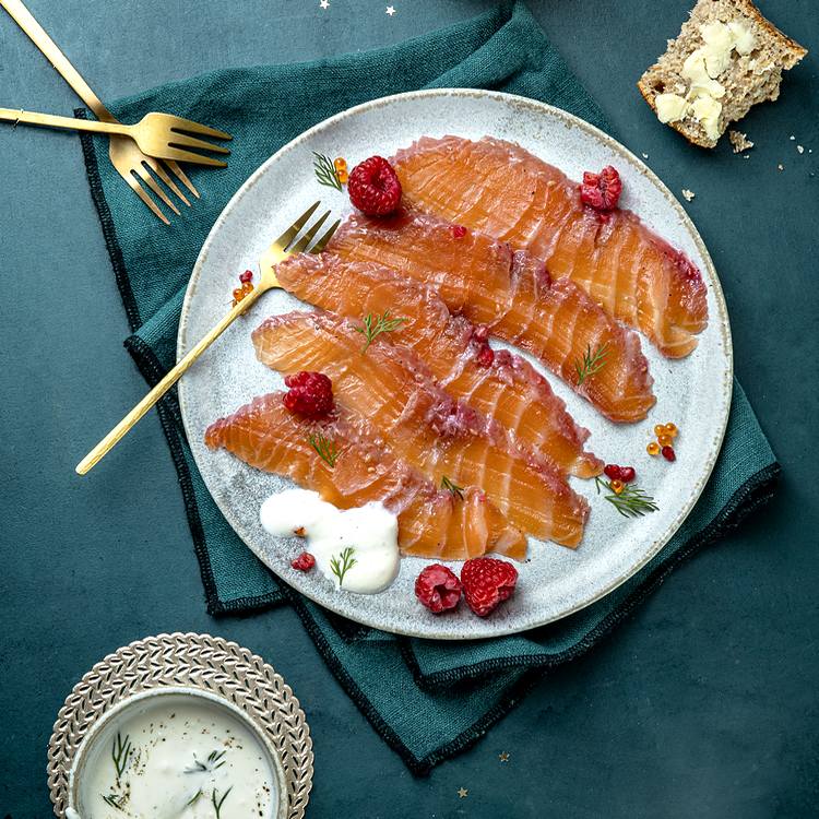 Menu de Noël au saumon irlandais : saumon gravlax au whiskey irlandais.
