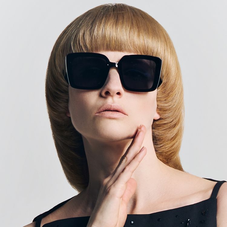 Coupe et coiffure cheveux mi-longs INTERCOIFFURE - 2026.