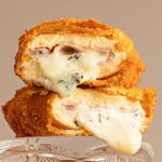 Cordon Bleu poulet de Bresse, jambon blanc de porc noir de Bigorre, brie truffé