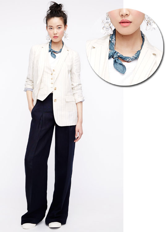 Idée mode : le foulard gavroche J. Crew. Idée mode : le foulard gavroche J. Crew.