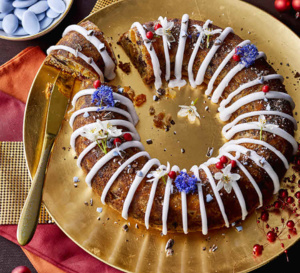 Menu de fête : gâteau de Noël croquant aux fruits secs