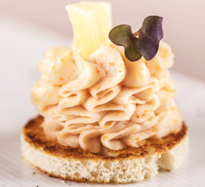 Recette facile : chantilly de tarama sur mini pain toasté