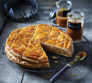 Galette des rois à la frangipane et caramel au beurre salé