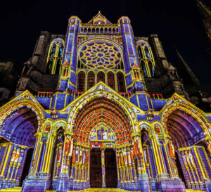 Destination Chartres, quand la ville revêt ses habits de lumière