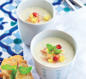 Recette : Cappuccino de crabe, ananas et menthe