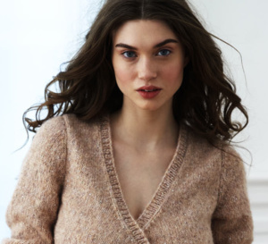 Tricot expliqué - Un cache-coeur confortable et très féminin à tricoter