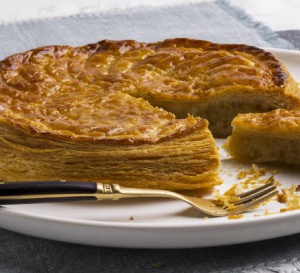 Galette des rois gourmande 100% végétale à la crème d'amandes