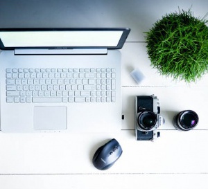 Créer le bureau à domicile parfait : la praticité alliée au style